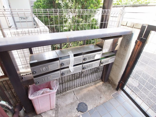 メゾネットスエヒロのその他共用部分|メールボックス。