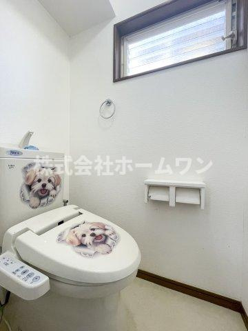 西多摩郡瑞穂町高根　中古戸建のトイレ