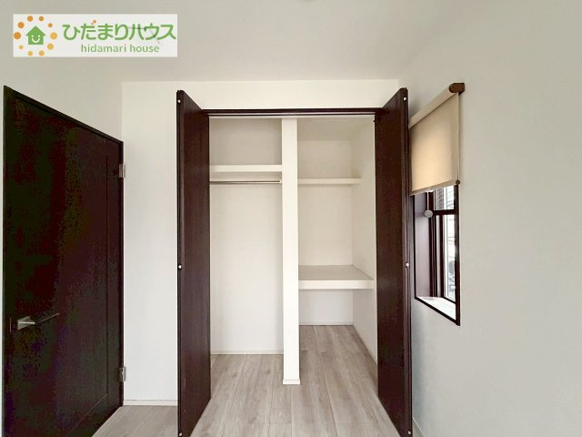 【収納】 | 結城市みどり町2丁目　中古戸建 | お洋服の多い女性に人気！奥行きのある収納力の高いクローゼット付き