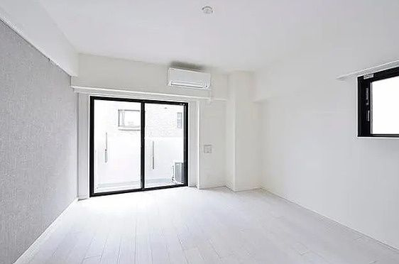 ＡＲＴＥＳＳＩＭＯ　ＭＯＬＬＥの居間・リビング