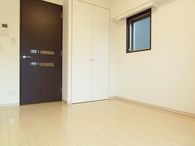 レクシオシティ王子神谷の寝室|６帖以上あるお部屋です！