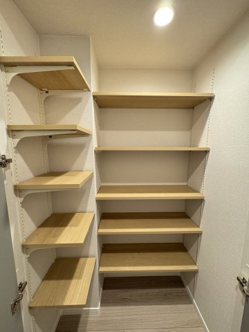東京ビューマークス　5Fの収納