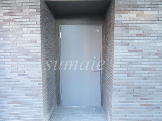 Brillia ist　赤羽のその他共用部分|ゴミ置き場です。