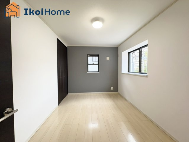 明石市松が丘1丁目　中古戸建の子供部屋|【ホームページに現地動画掲載中】●年中無休：当日予約可●収納が多く季節ものの家電も収納可能