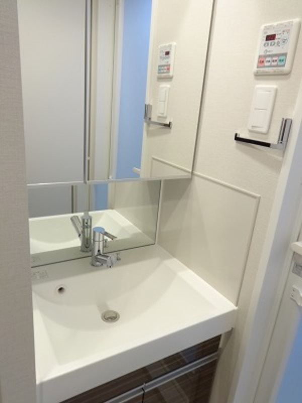 【独立洗面台】