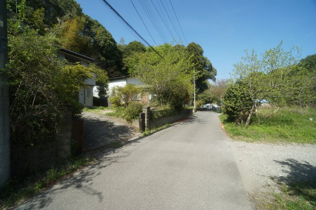 中古　千葉市緑区誉田町の前面道路含む現地写真