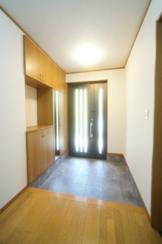 中古　千葉市緑区誉田町の玄関