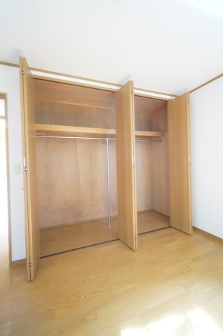 中古　千葉市緑区誉田町の収納