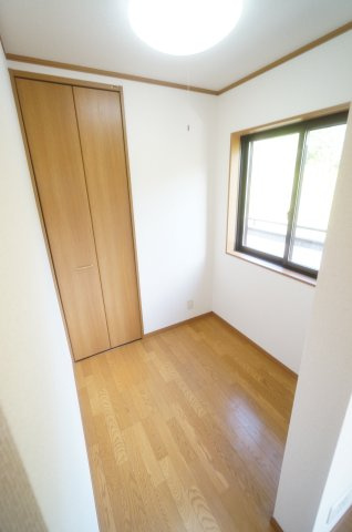 中古　千葉市緑区誉田町の洋室