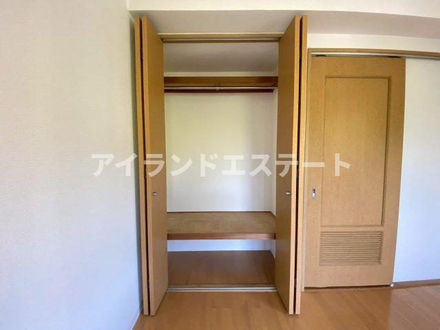 プチプルハイム駒沢　バストイレ別　角部屋　駒沢公園至近の収納