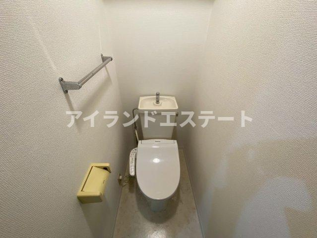 プチプルハイム駒沢　バストイレ別　角部屋　駒沢公園至近のトイレ