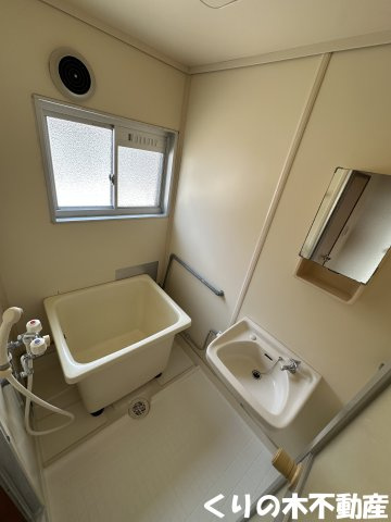 【浴室】 | コーポオメガ | 落ち着いた空間のお風呂です