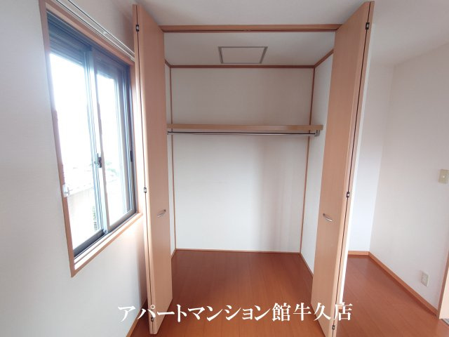 Alpenひたち野の洋室
