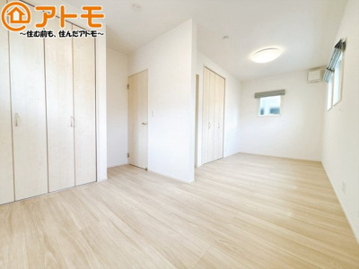 【子供部屋】 | 駿河区有明町5期　新築戸建　全1棟 | お子様のお友達が遊びに来た時も、子供部屋があると楽しく過ごせますね♪