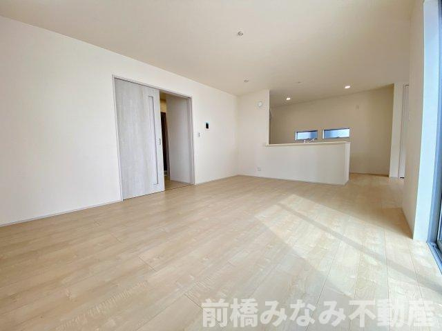 【新築】前橋市富士見町時沢第3　２号棟(全１１棟)　クリエートの家　新築建売分譲の居間・リビング|こちらのリビングで趣味の時間をお楽しみください