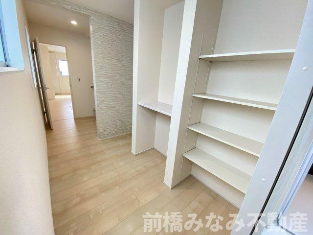 【新築】前橋市富士見町時沢第3　２号棟(全１１棟)　クリエートの家　新築建売分譲の独立洗面台|独立洗面台、小物を置くことができて便利です