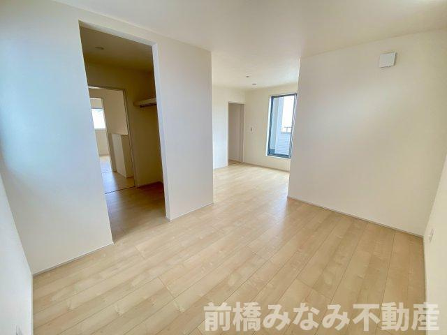 【新築】前橋市富士見町時沢第3　２号棟(全１１棟)　クリエートの家　新築建売分譲の洋室|きれいな洋室です