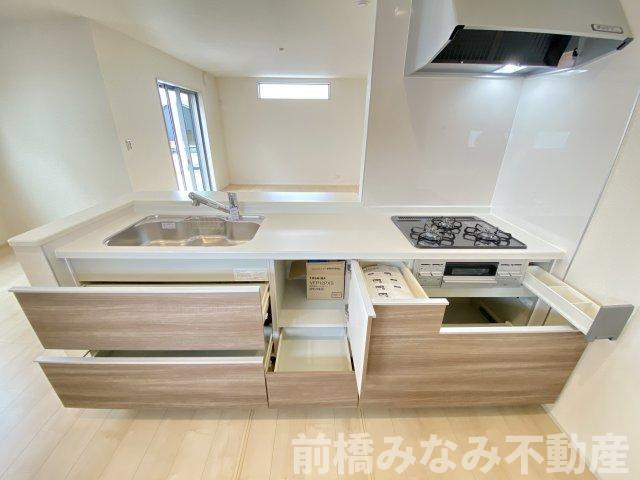 【新築】前橋市富士見町時沢第3　２号棟(全１１棟)　クリエートの家　新築建売分譲のキッチン|キッチンです