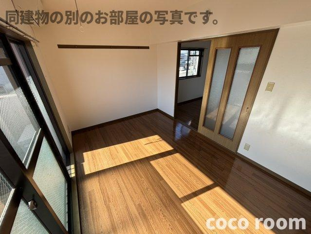 オーシャンーSの居間・リビング