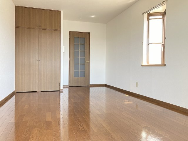 ウインデールの洋室