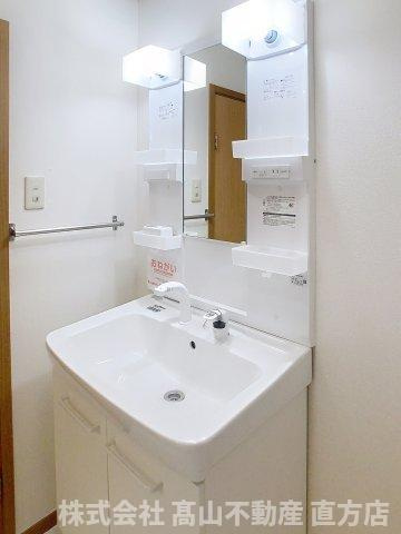 北九州市八幡西区茶屋の原１丁目のアパートの洗面所