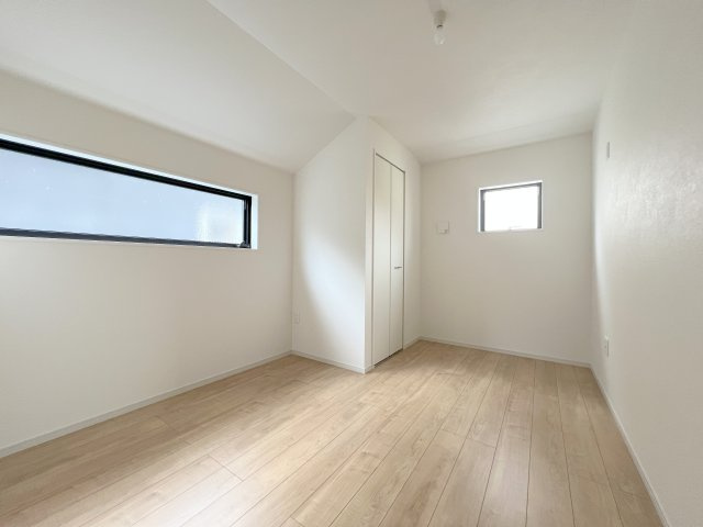 昭島市緑町5丁目　新築戸建全2棟の洋室|【洋室2】5.7帖