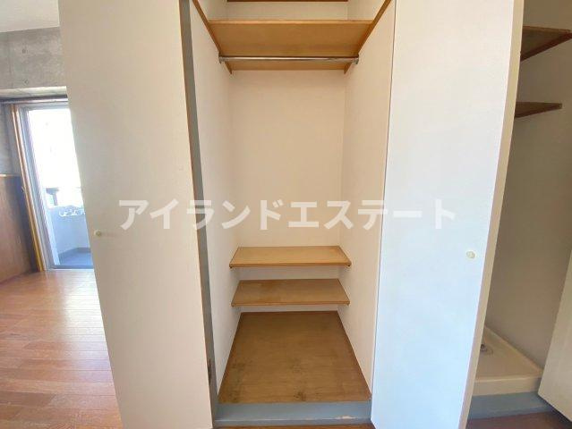 APEX　陽当たり良好　角部屋　事務所相談の収納