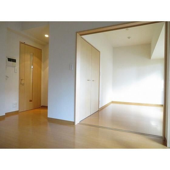 サンクレイドルレヴィール池袋の居間・リビング