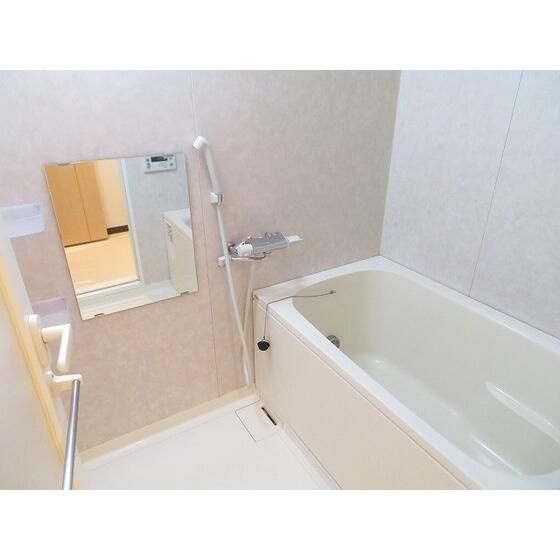 サンクレイドルレヴィール池袋の浴室