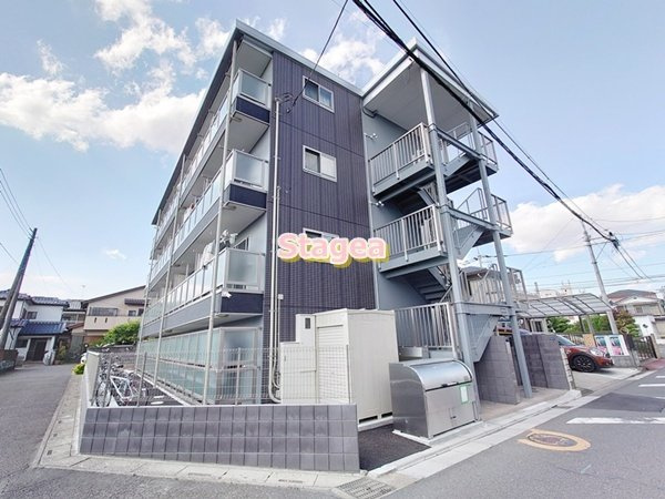 モンターナ上尾の外観
