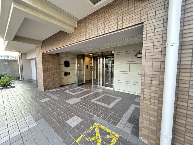 【エントランス】 | グランブルー宿屋町
