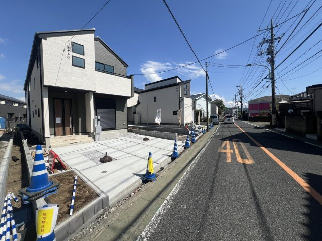 日野市上田の前面道路含む現地写真