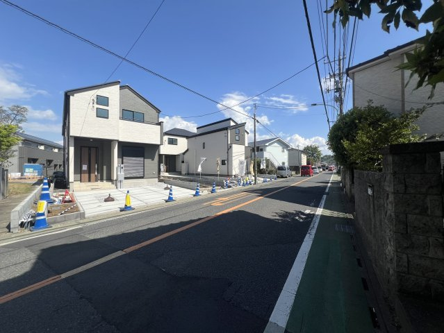 日野市上田の前面道路含む現地写真