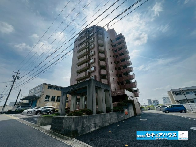 ラ・キャッスル和合の外観|【現地外観写真】
◆本日ご案内可能♪365日営業中！
◆令和8年4月初旬フルリフォーム完了済！
◆LDK拡張、床段差軽減、全室壁紙張替、フローリング張替、クッションフロア貼替、ユニットバス拡張交換　等