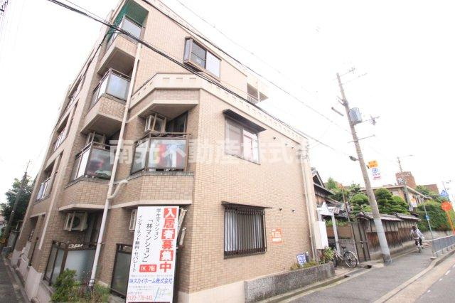 林マンションの外観