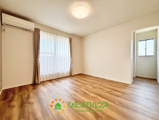 古河市上辺見　中古一戸建ての寝室