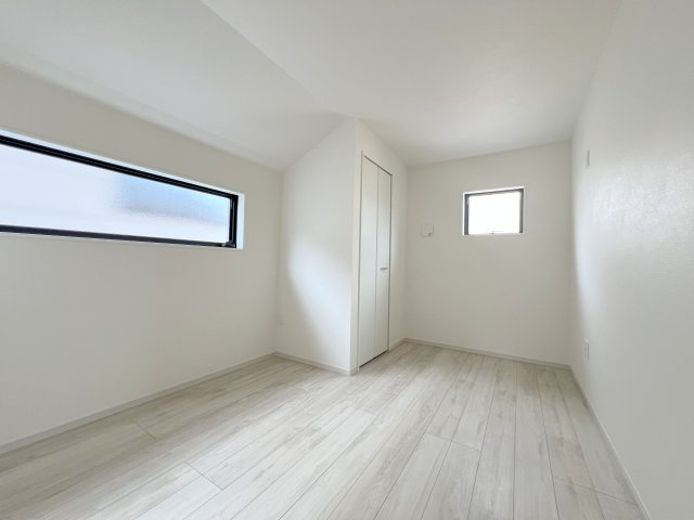 昭島市緑町5丁目　新築戸建全2棟の洋室|【洋室2】5.7帖
