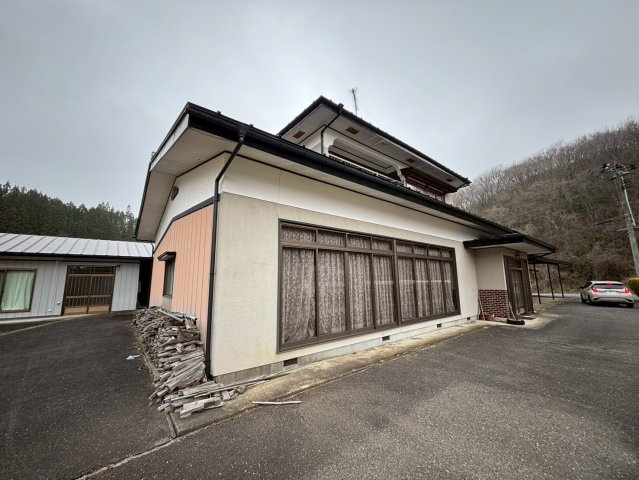 一関市戸建て2棟バルク　の間取り