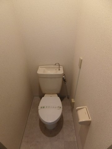 中山マンションＢ棟のトイレ
