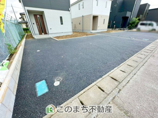 【駐車場】 | CRADLE GARDEN小山市城北　第11　 | 駐車場は横並びに2台駐車可能☆