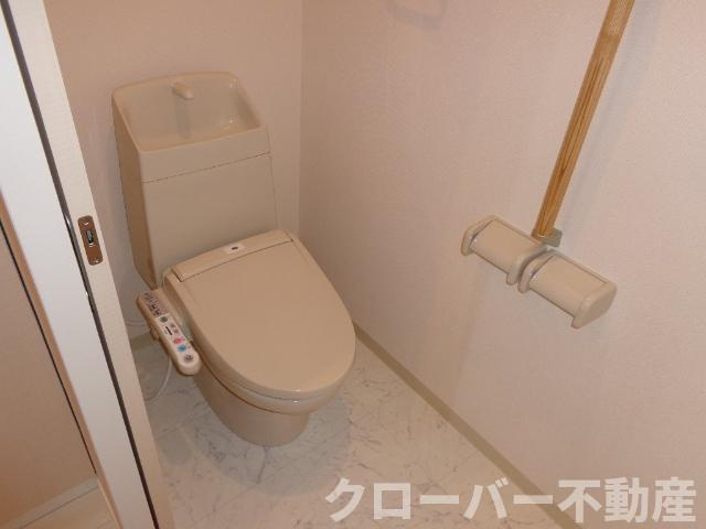 フィオーレのトイレ|シャワー付トイレ