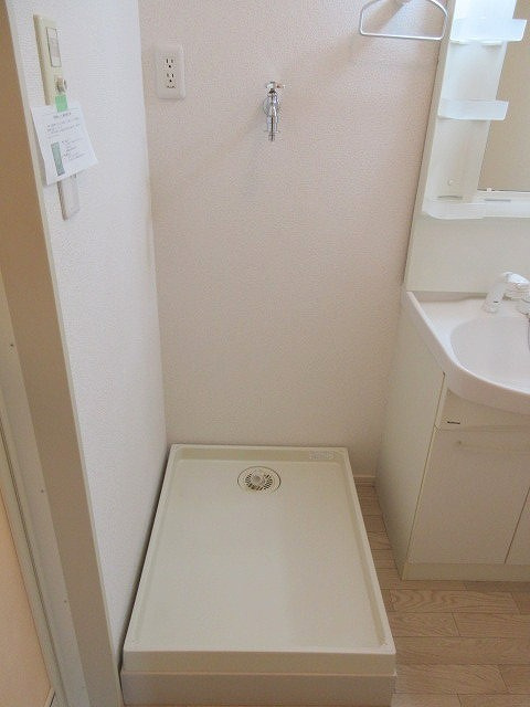 Ｃｏｍｏｄｏ　Ｃａｓａの洗面所|室内洗濯機置場