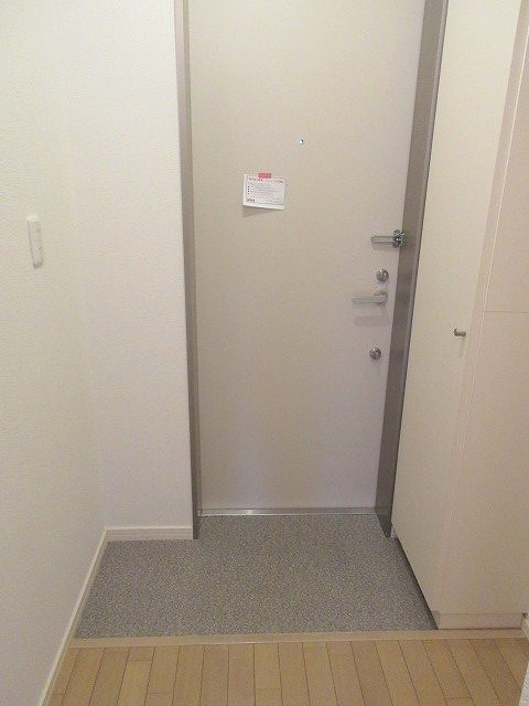 Ｃｏｍｏｄｏ　Ｃａｓａの玄関|広々とした玄関