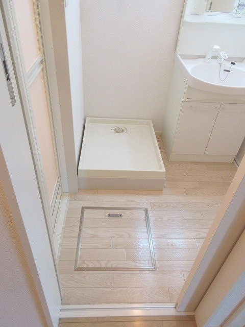 Ｃｏｍｏｄｏ　Ｃａｓａの洗面所|脱衣所