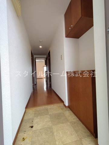 フォレステージ豊川の玄関