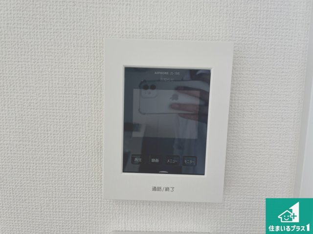 ★京都市山科区御陵檀ノ後　第1期　ラスト1邸の防犯設備|カラーモニターインターホン！声だけでなく来訪者の姿や顔がモニターで確認できるので、小さなお子様がいらっしゃるご家庭でも安心できます！
