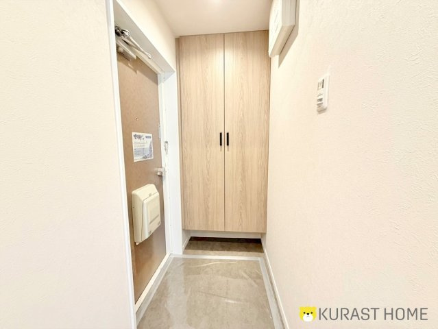 ルミエール西京極　7階の玄関