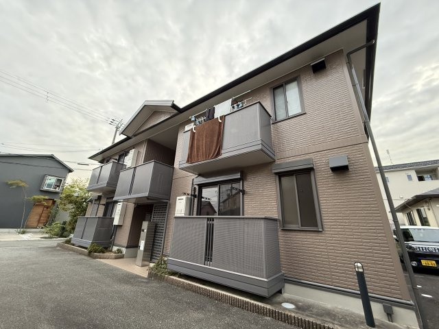 ウエストリヴァーⅡの外観
