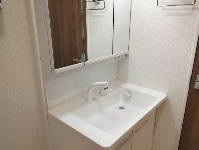 ベルソレイユ青木の洗面所