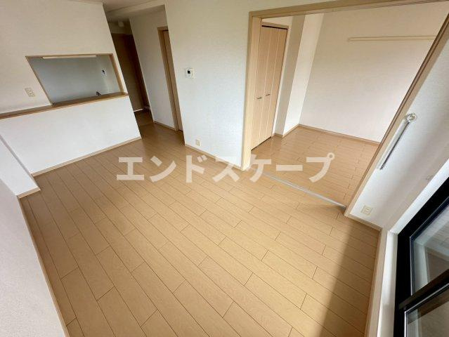 シャルマン・テールの居間・リビング|高崎、前橋のお部屋探しはエンドスケープまで！お客様の理想お聞かせ下さい♪